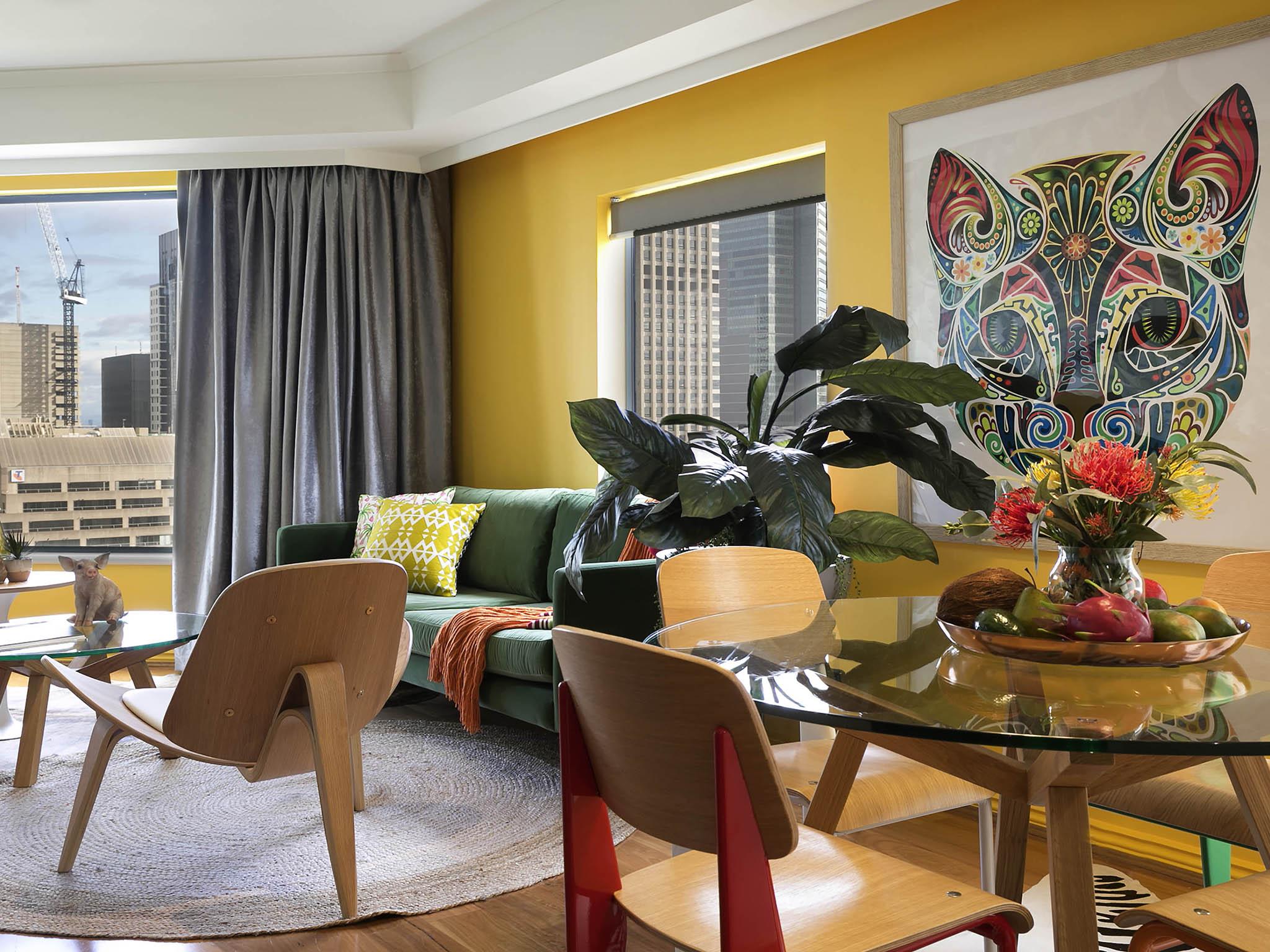 Pullman Sydney Hyde Park Hotell Exteriör bild A living room
