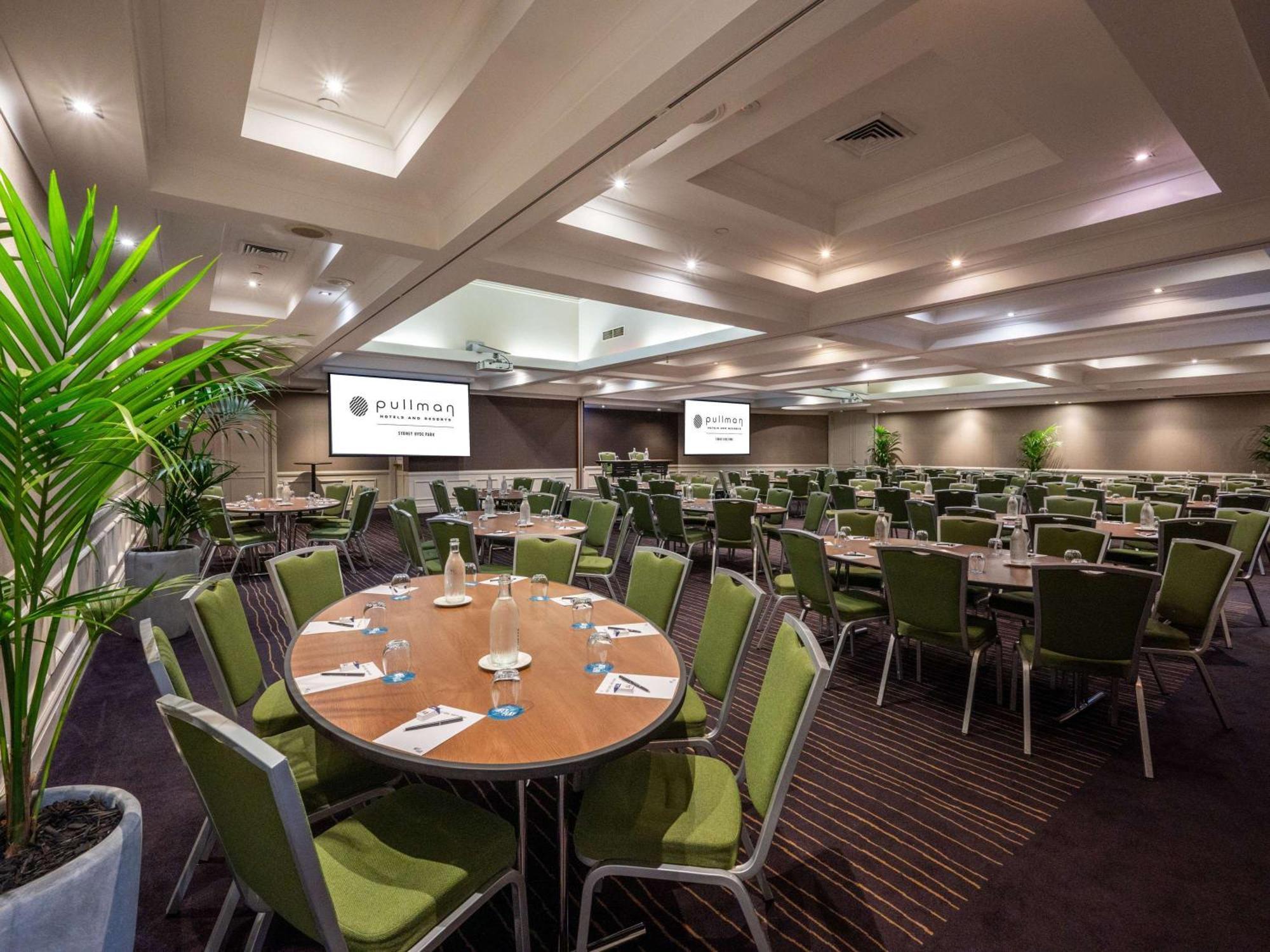 Pullman Sydney Hyde Park Hotell Exteriör bild The Grand Ballroom
